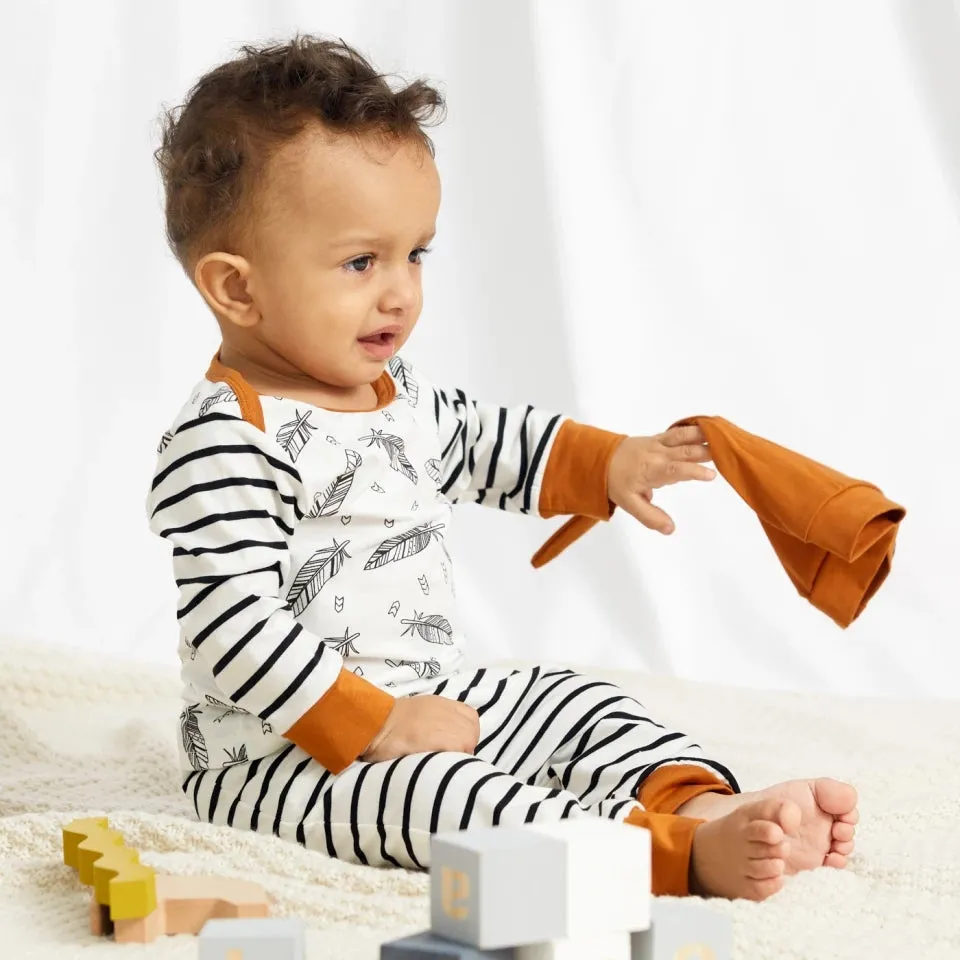 2-Piece Feather Print Hooded Bodysuit and Hat B2022