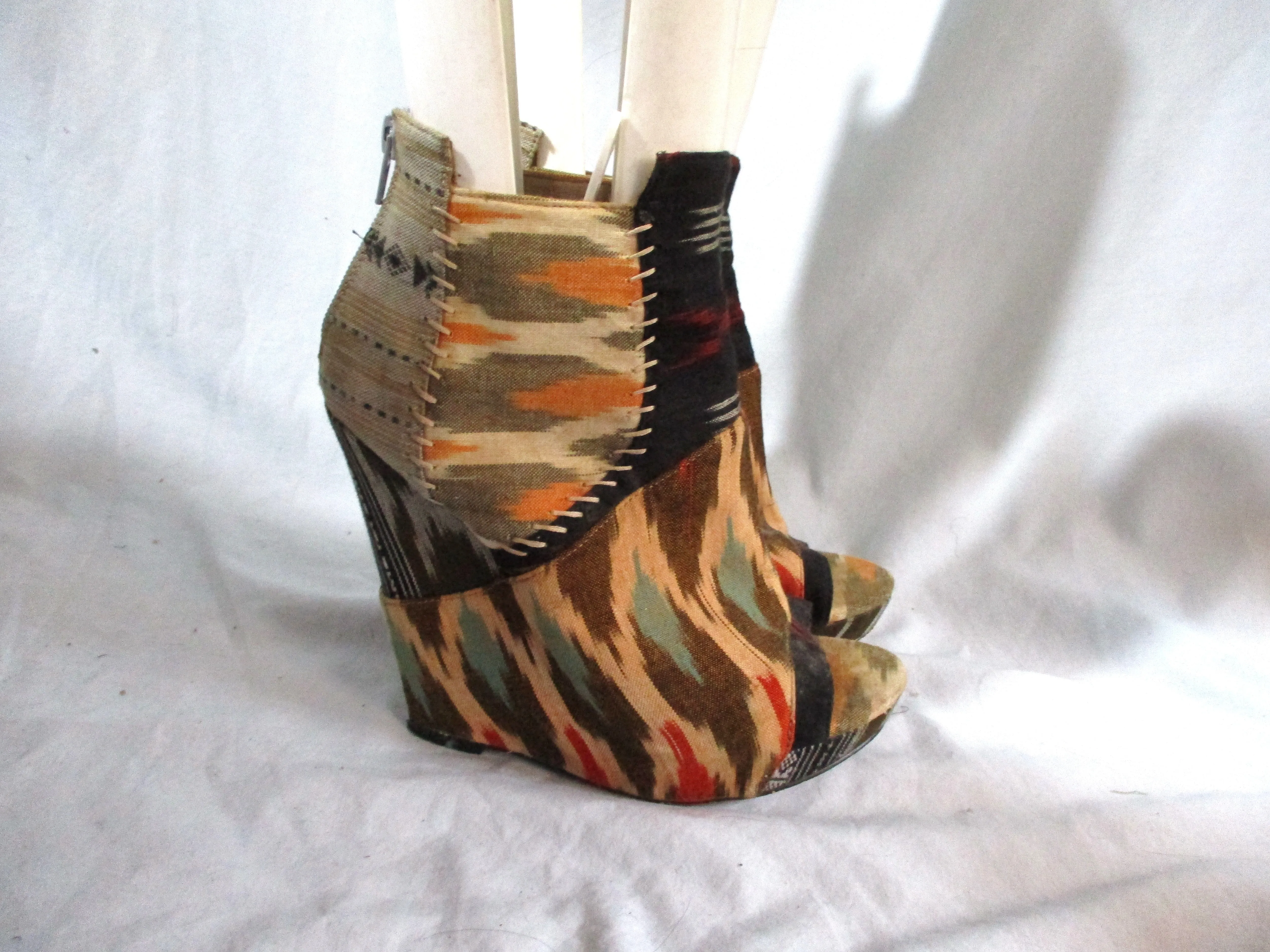ALDO Ethnic Patchwork Stitched PLATFORM Wedge High Heel Shoe Boot 38