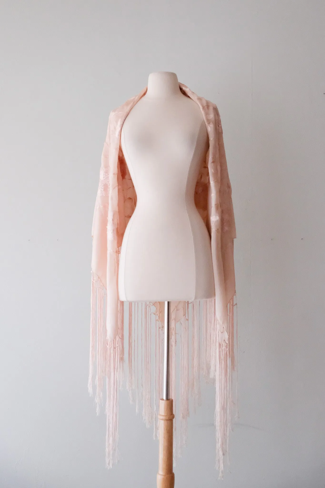Beautiful 1920's Style Spanish Pink Silk Piano Shawl / OS