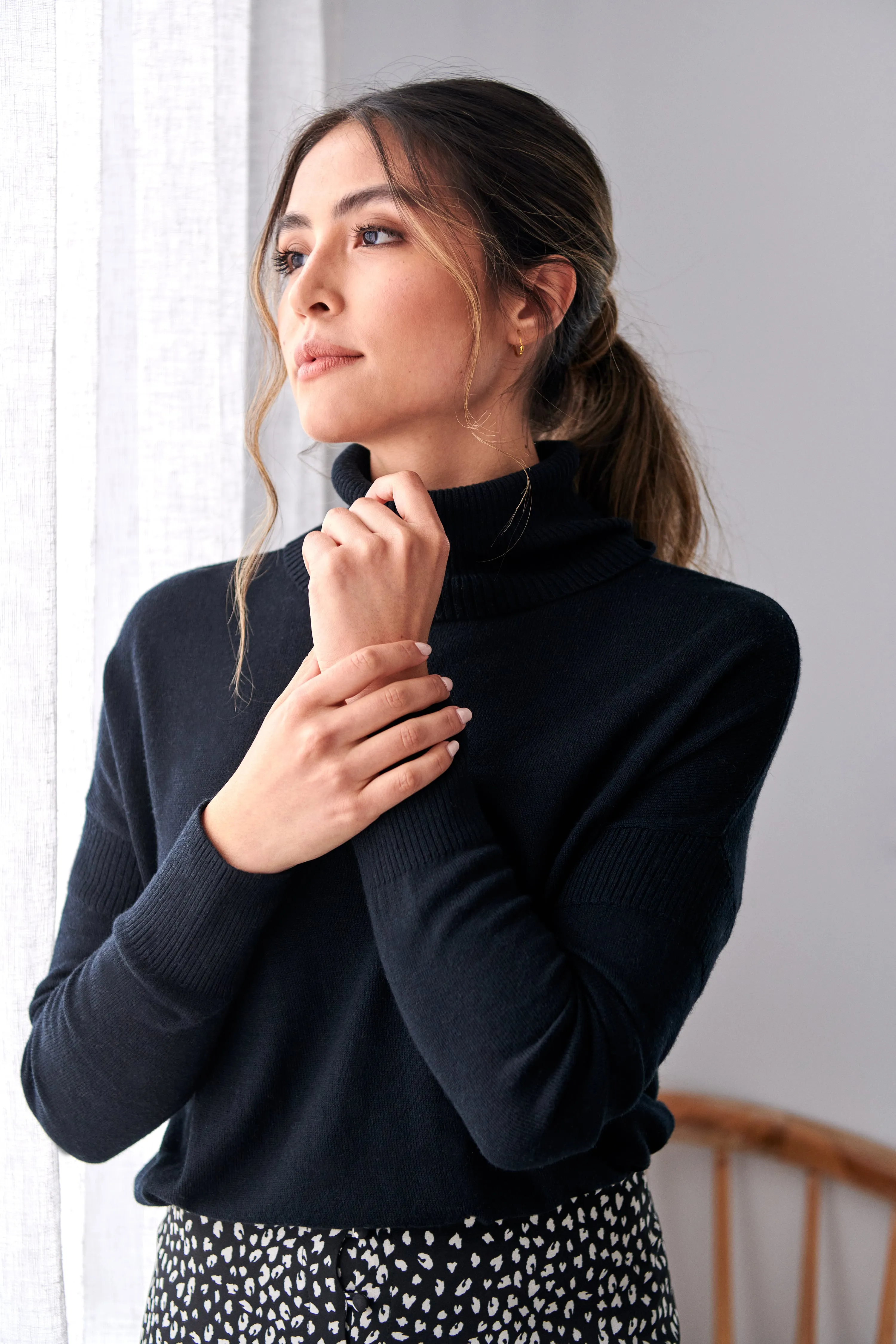 Black Jack Fine Gauge Roll Neck