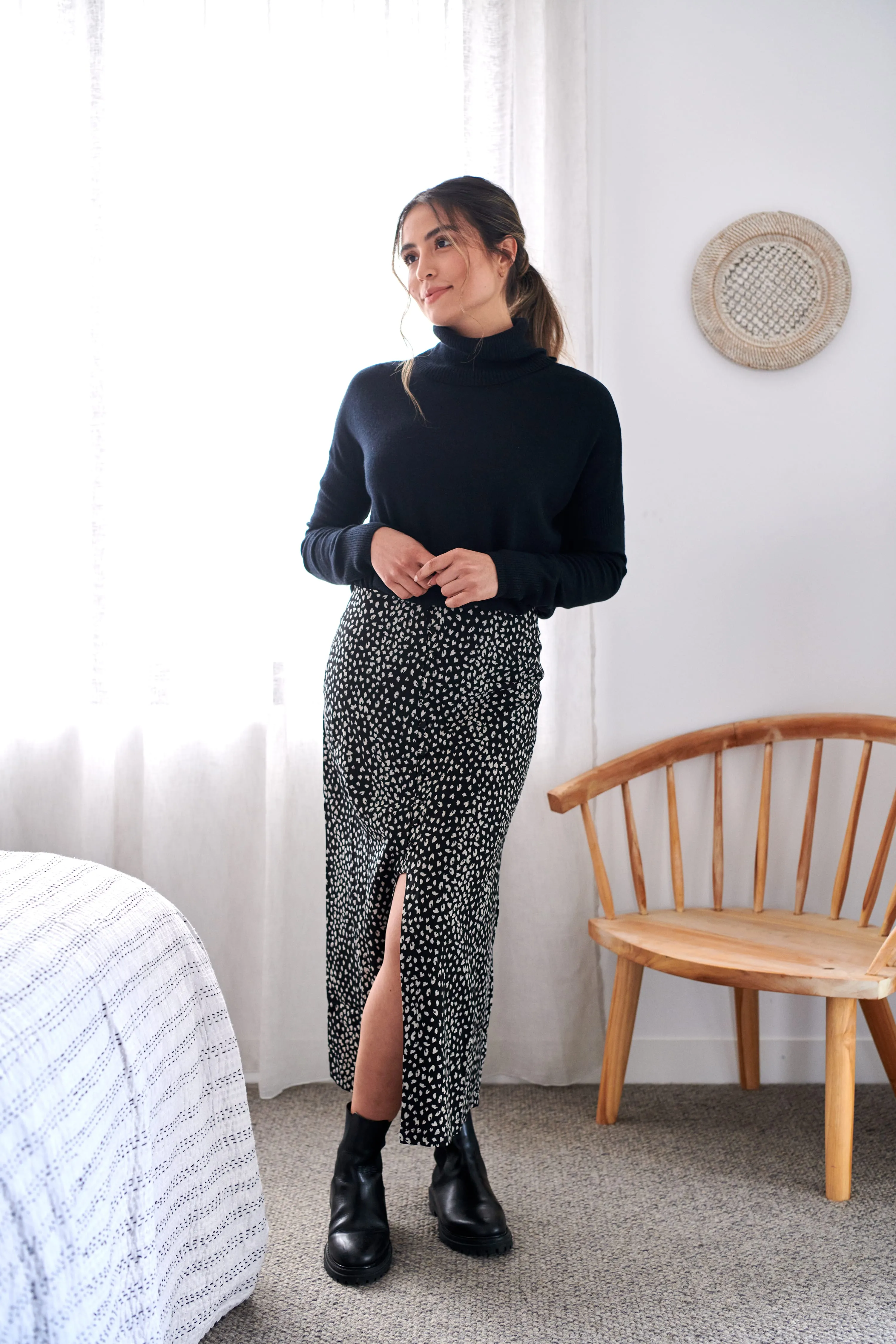 Black Jack Fine Gauge Roll Neck