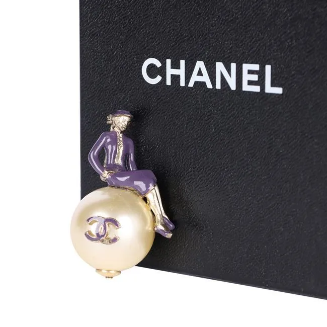 Coco Mademoiselle Large Pearl Brooch Pin (Authentic Pre-owned)