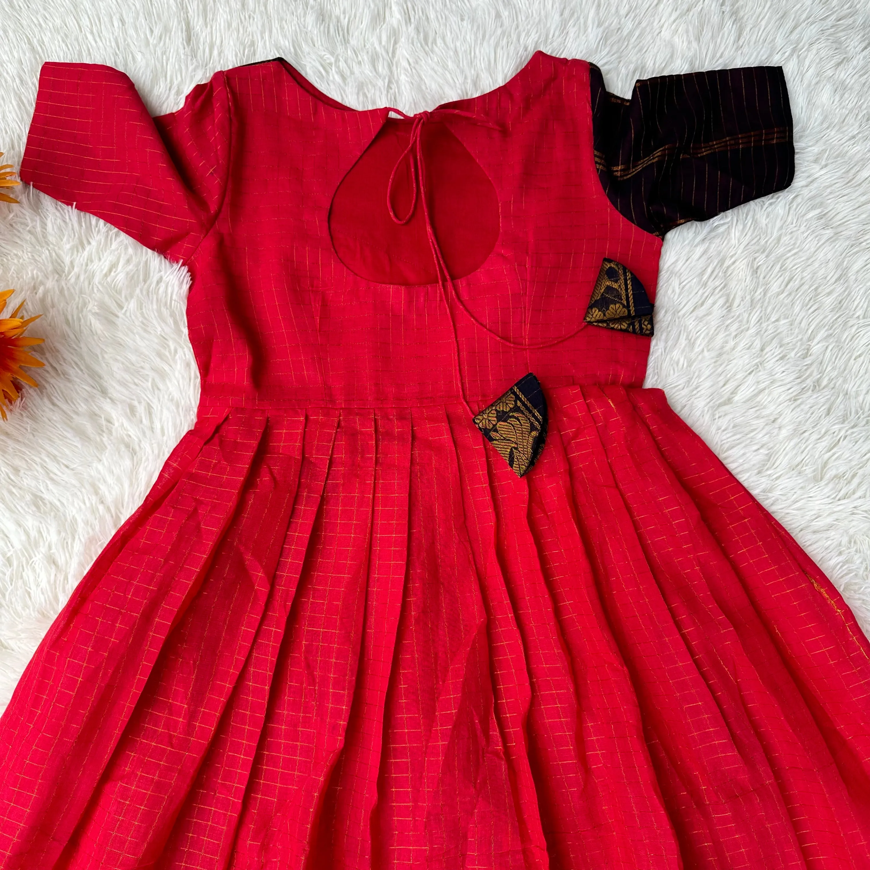 Elegance Redefined: Pink Sungudi Gown with Stylish Pot Neck