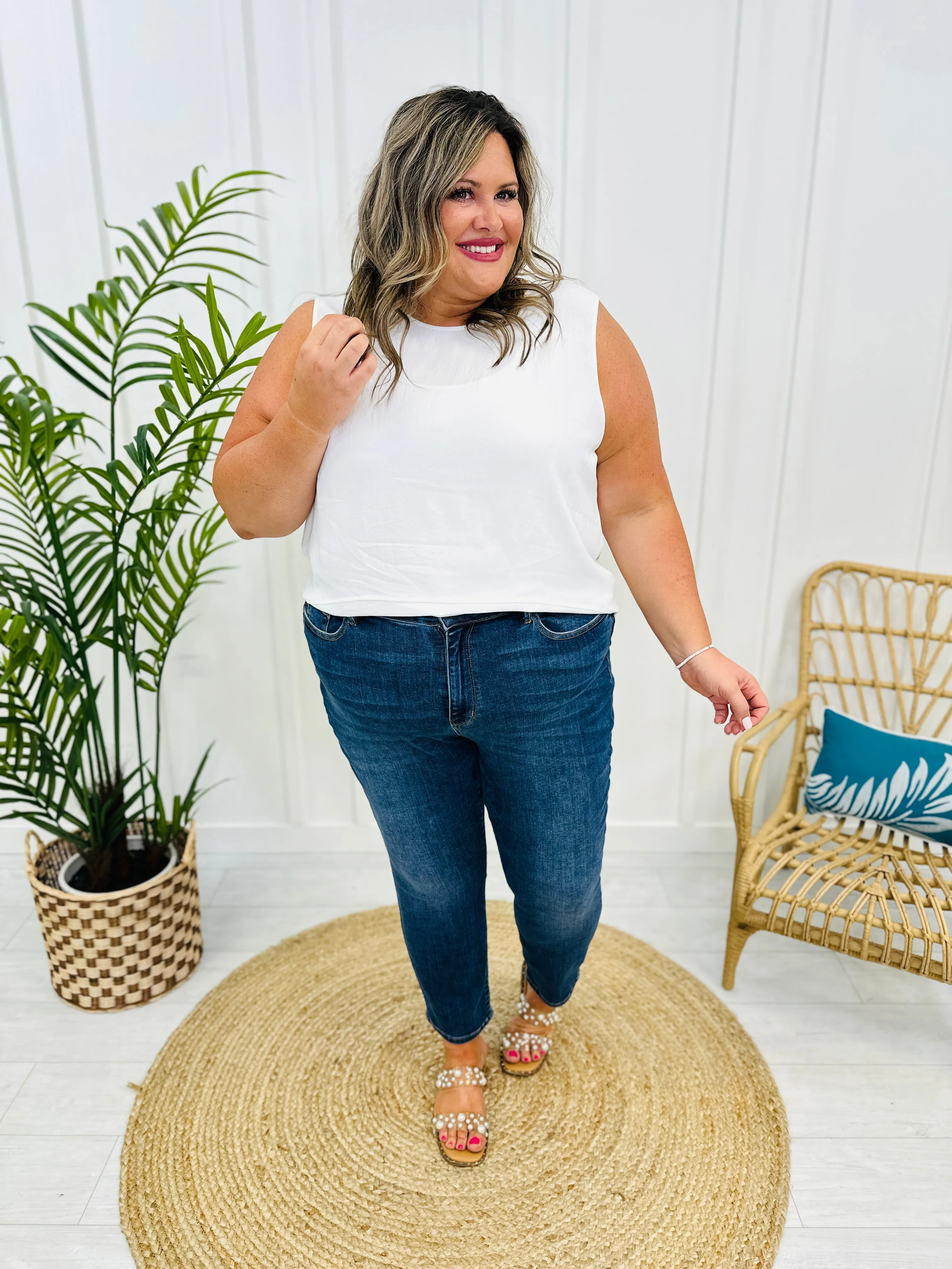 Judy Blue Wow Factor Butt Lifting Slim Fit Jeans in Reg/Curvy