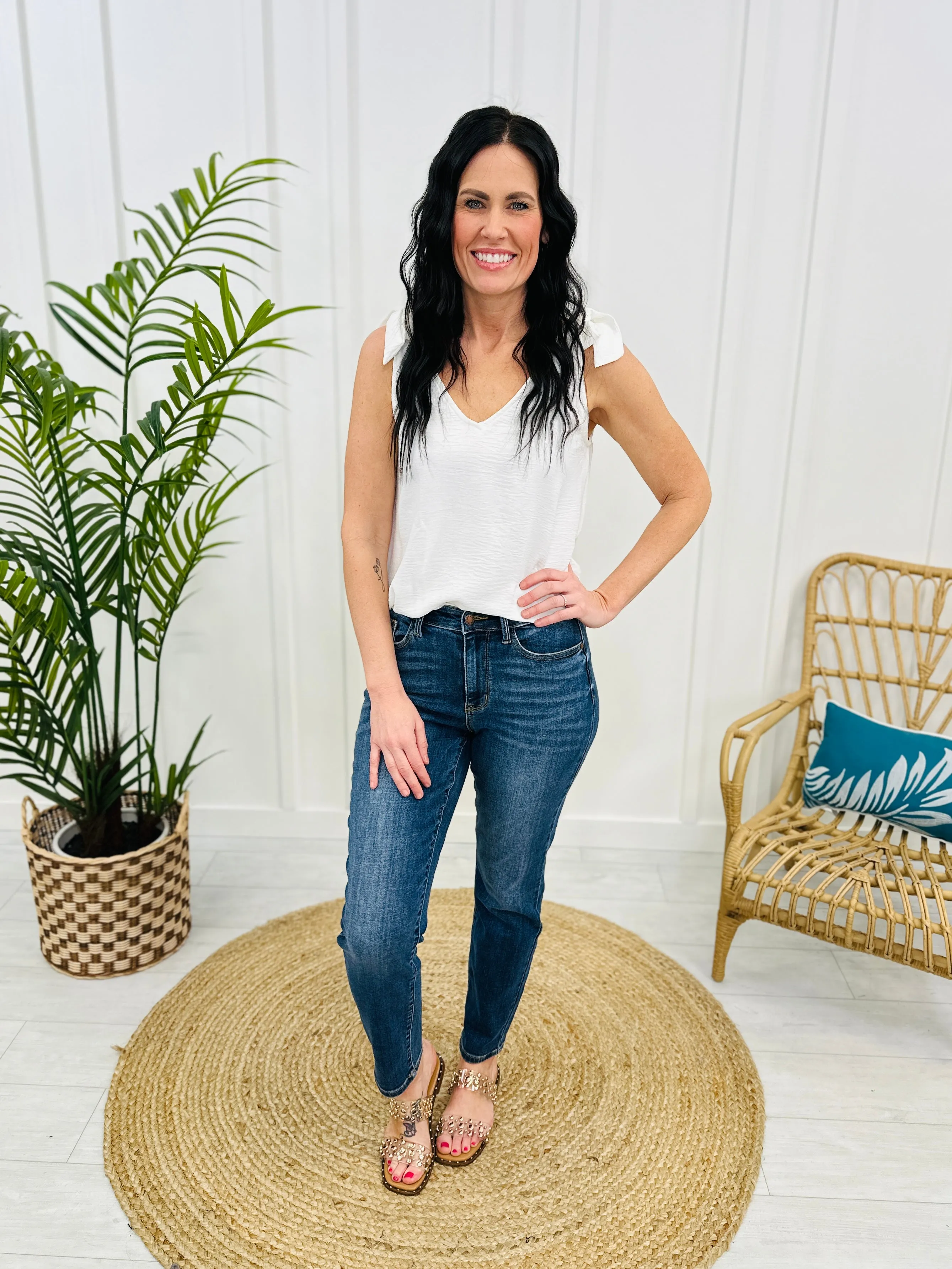 Judy Blue Wow Factor Butt Lifting Slim Fit Jeans in Reg/Curvy