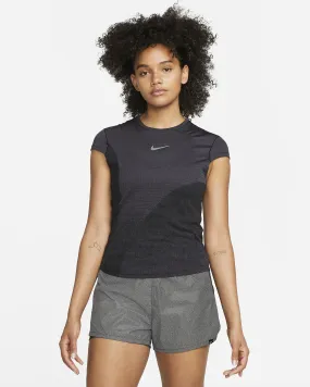 Nike Dri-FIT Run Division Women's Short-Sleeve Running Top