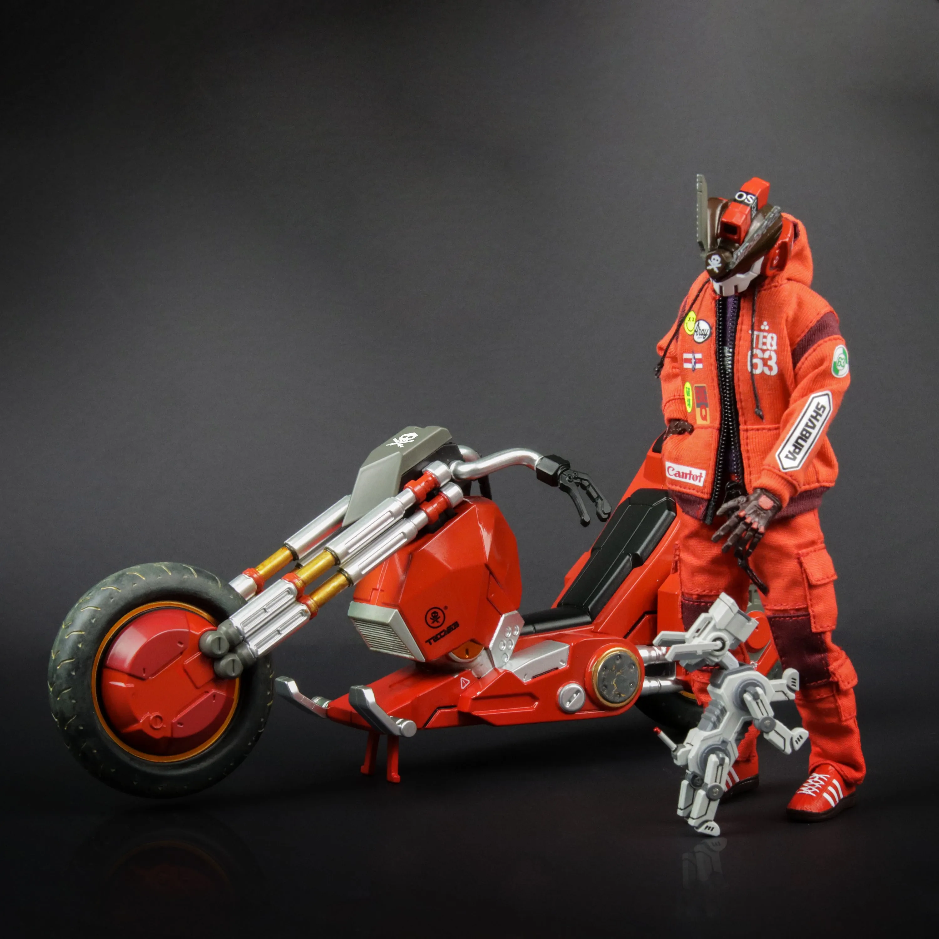 “OTOMO TEQ63" Action Figure