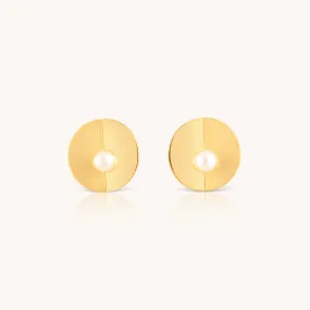 Pilea With Pearl Gold Stud Earrings