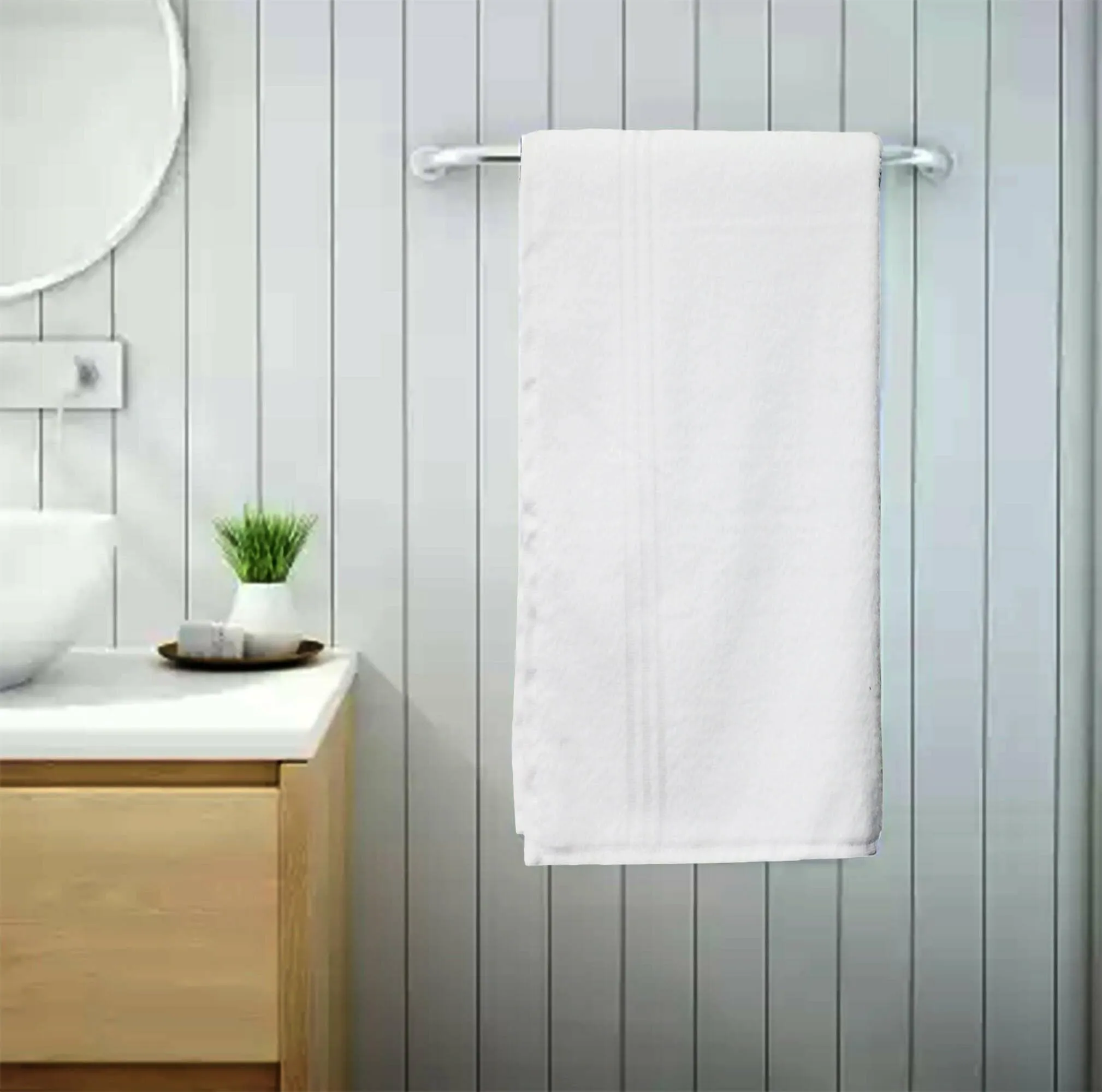 "Lushomes Microfibre Bath Towel: Quick-Dry, Large Size (30x55 Inch), 275 GSM, White"