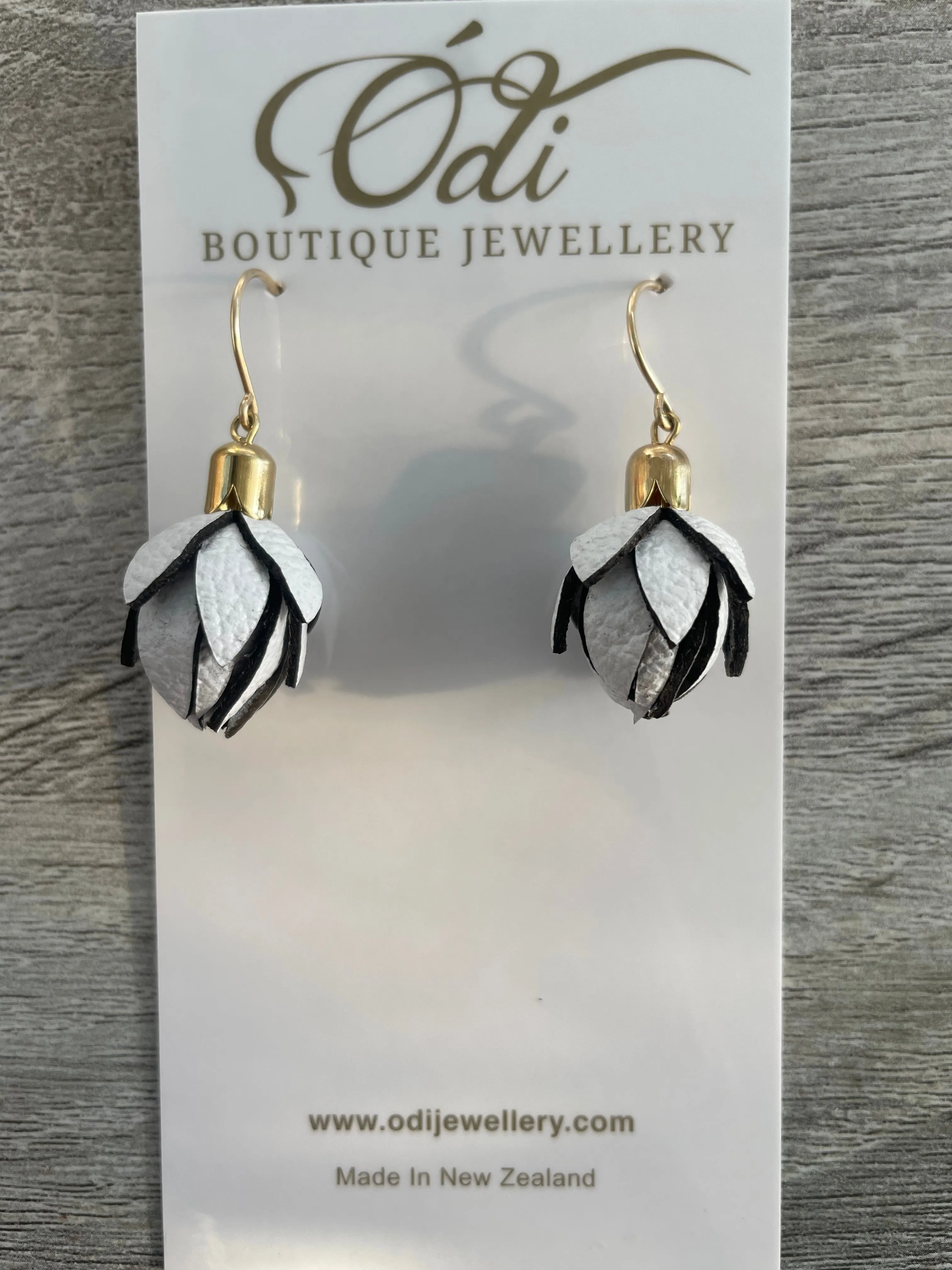 Wild Flower Earrings -White